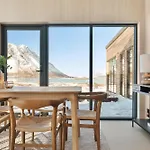 Ferienhaus Lyngvaer Sunset - Jacuzzi & Sauna - No 20 Lyngværet