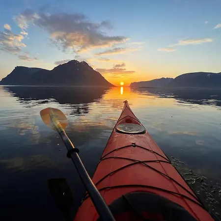 Lyngvaer Sunset - Jacuzzi & Sauna - No 20