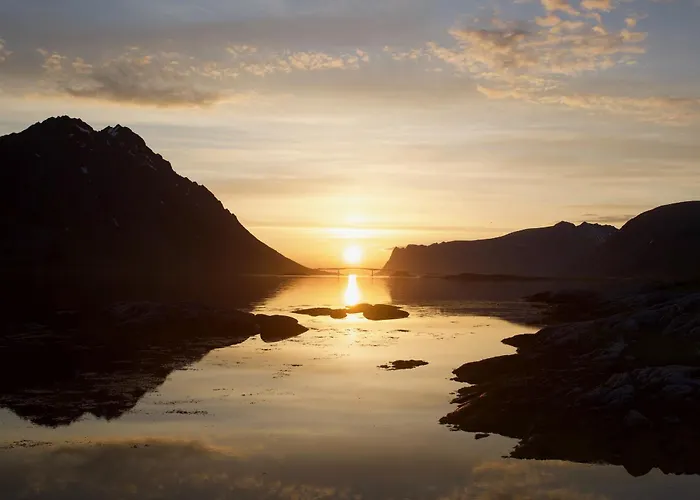 Lyngvaer Sunset - Jacuzzi & Sauna - No 20 Lyngværet