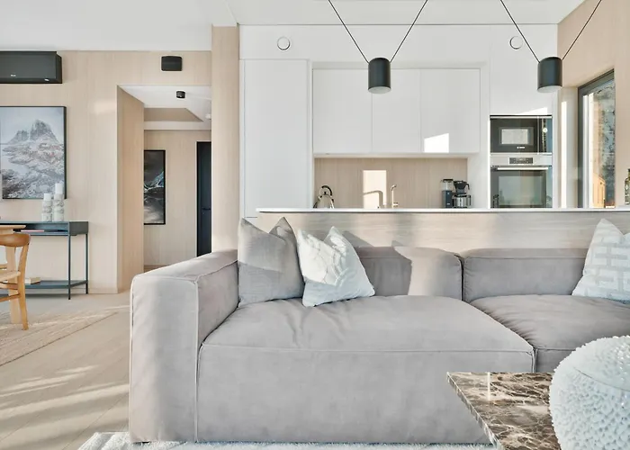 Lyngvaer Sunset - Jacuzzi & Sauna - No 20 Сasa de vacaciones