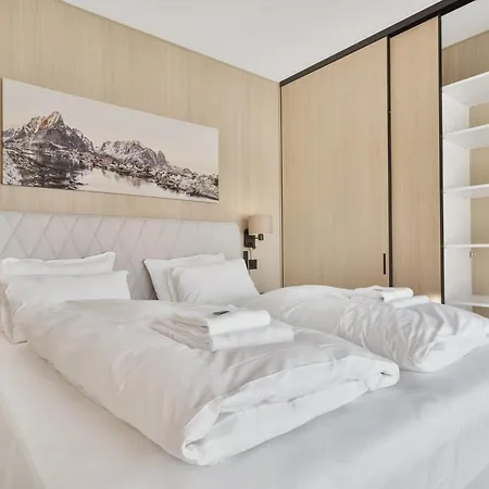 度假居 Lyngvaer Sunset Lodge - Jacuzzi & Sauna - No 20